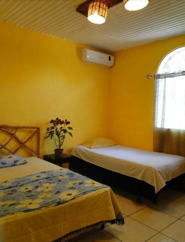 Hotel Caleta Сан-Мигель Экстерьер фото