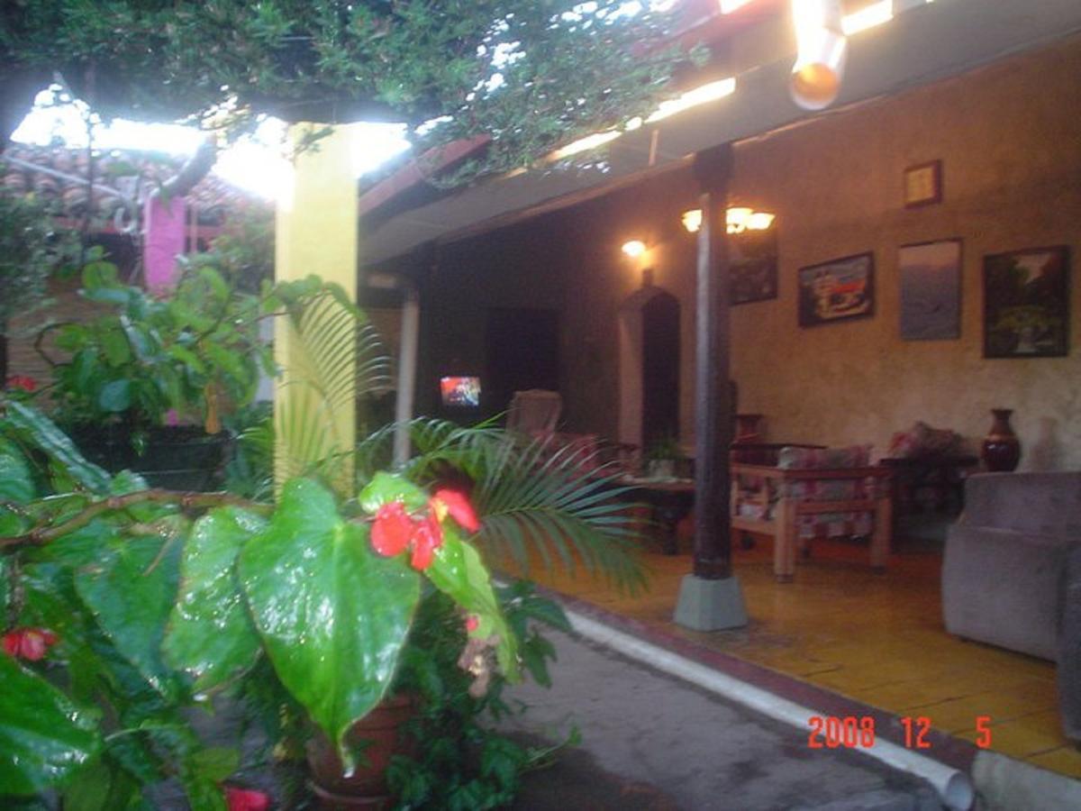 Hotel Caleta Сан-Мигель Экстерьер фото