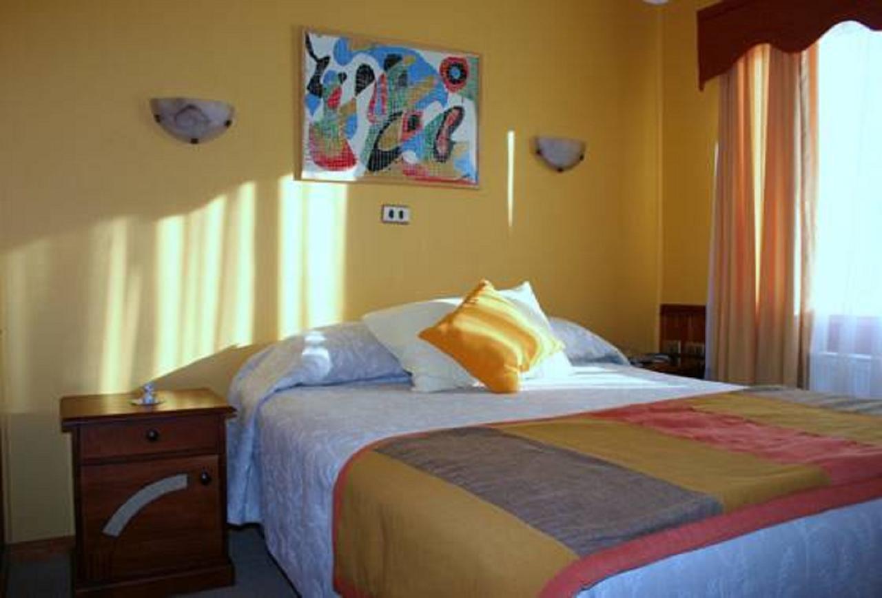 Hotel Caleta Сан-Мигель Экстерьер фото